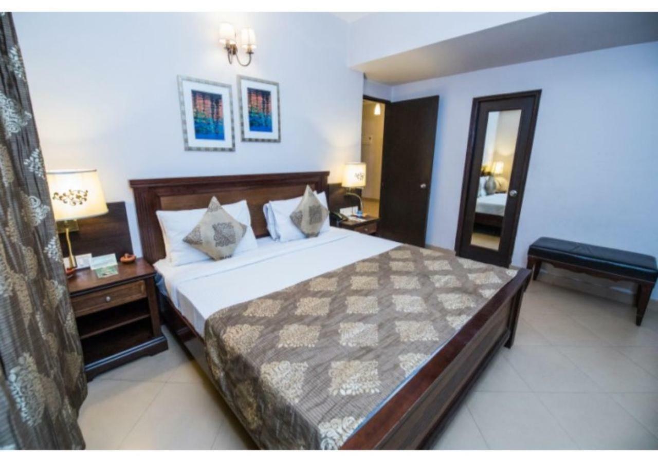 Neelam'S The Grand Hotel Goa Calangute Exterior photo